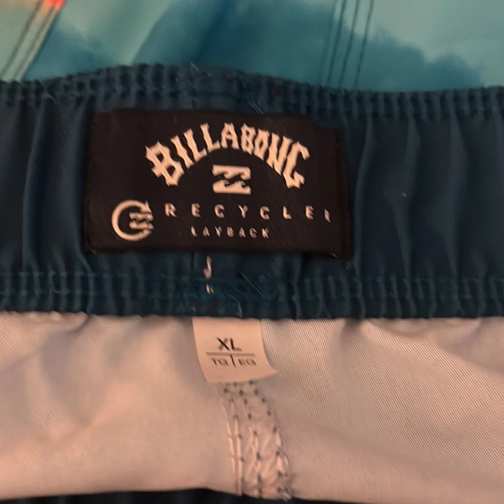 Billabong Good Times Men’s Layback Boardshorts Size XL
